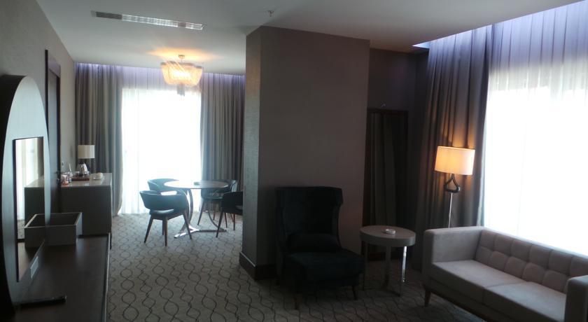 Ramada By Wyndham Sakarya Hotel Eksteriør bilde