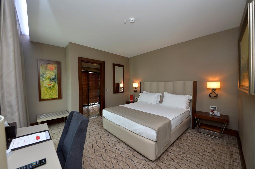 Ramada By Wyndham Sakarya Hotel Eksteriør bilde