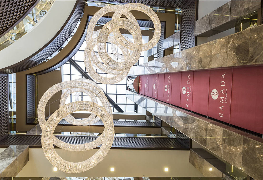 Ramada By Wyndham Sakarya Hotel Eksteriør bilde